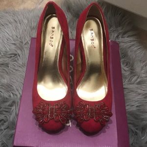 Bamboo red velvet pumps